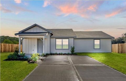 Photo of 30528 Bladnoch Lane, Waller, TX 77484 (MLS # 46316477)