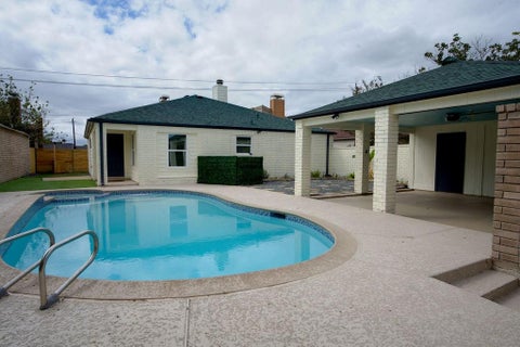 Photo of 11718 Coachfield Lane, Houston, TX 77035 (MLS # 36870153)