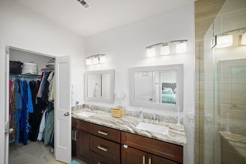 Tiny photo for 4402 Mckinley Street #B, Houston, TX 77051 (MLS # 31690192)