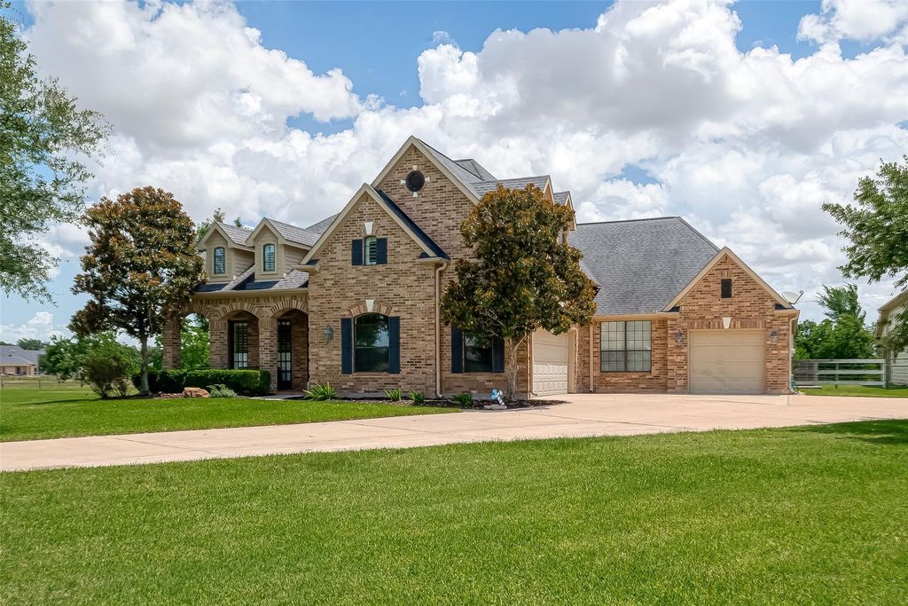 Photo of 4810 Shadow Grass Drive, Katy, TX 77493 (MLS # 57995631)