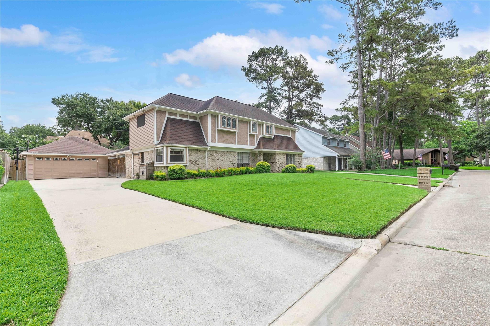 12911 Cluster Pine Drive
