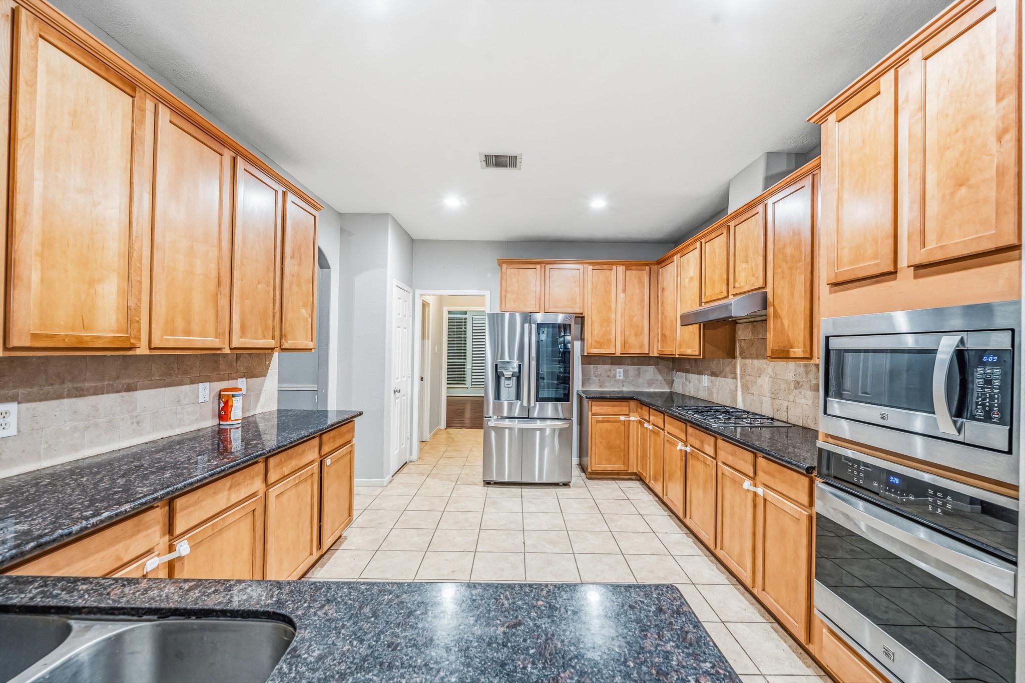 20003 Cypresswood Square