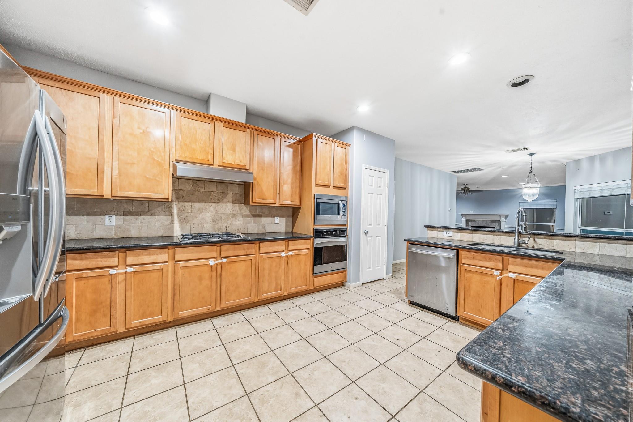 20003 Cypresswood Square