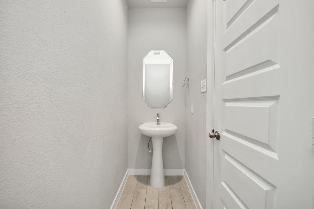 2222 Emerald Diamond Court