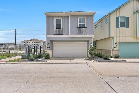 Photo of 2403 Bay Breeze Drive, Kemah, TX 77565 (MLS # 48825703)