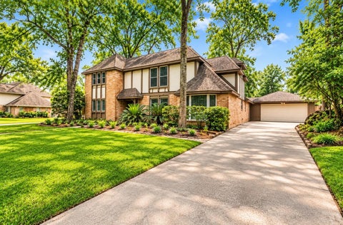 Photo of 3238 Redwood Lodge Dr Drive, Houston, TX 77339 (MLS # 91209346)