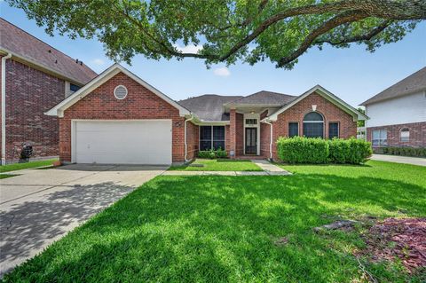 Photo of 4535 Backenberry Drive, Friendswood, TX 77546 (MLS # 36742156)