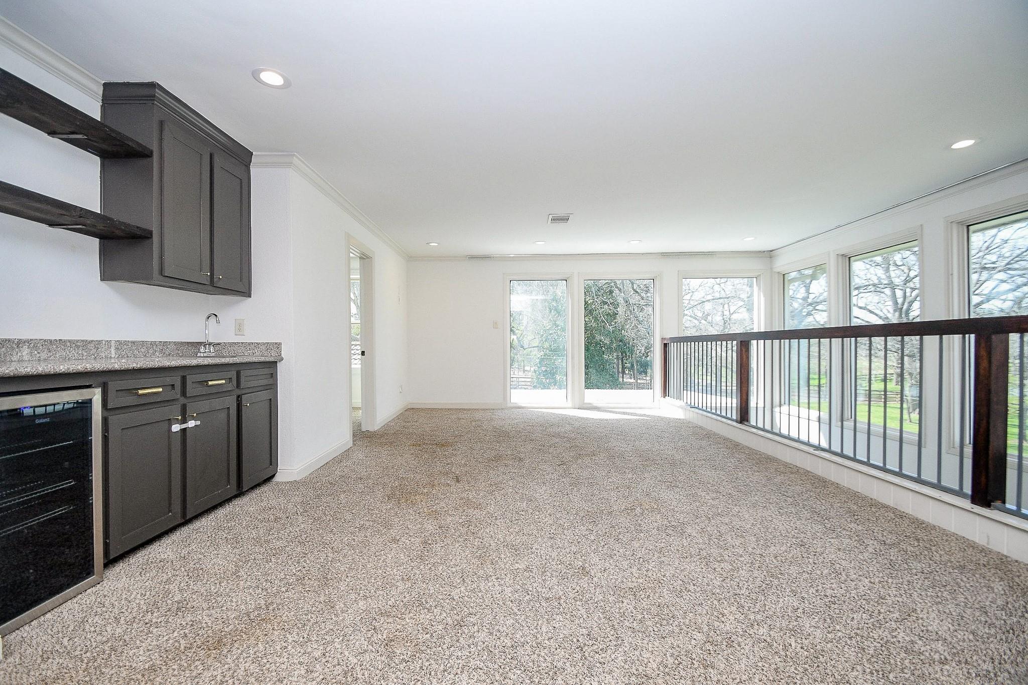 5202 Mimosa Lane