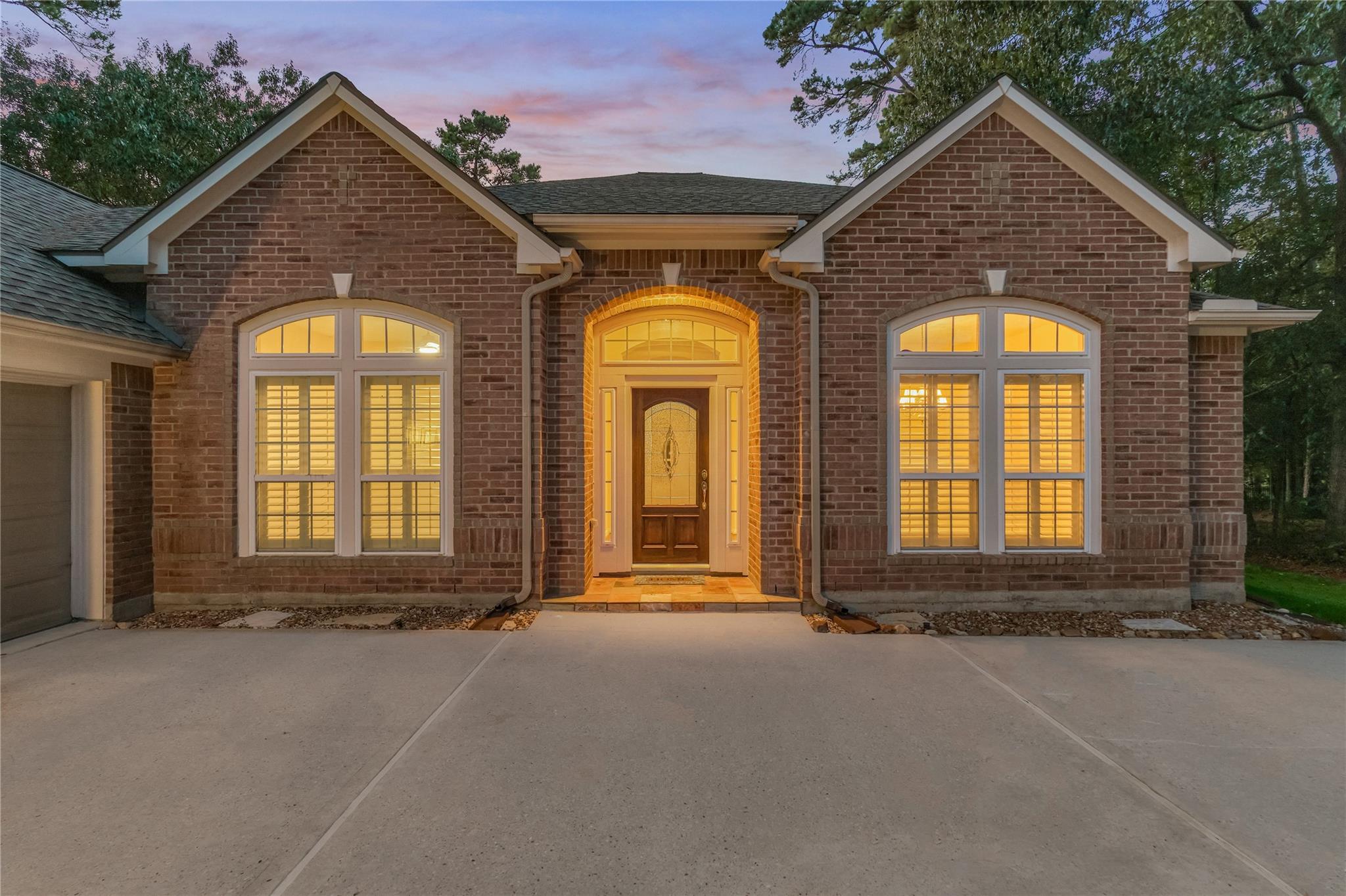 11 Brookwood Court