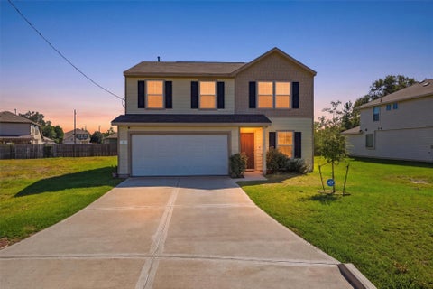 Photo of 35 County Road 5102f, Cleveland, TX 77327 (MLS # 18187414)