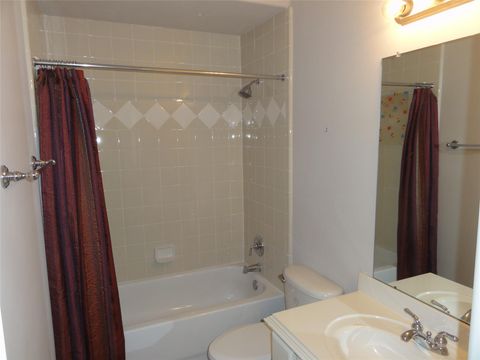 Tiny photo for 3211 Holly Crossing Drive, Houston, TX 77042 (MLS # 95738891)