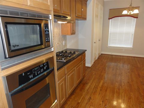 Tiny photo for 3211 Holly Crossing Drive, Houston, TX 77042 (MLS # 95738891)