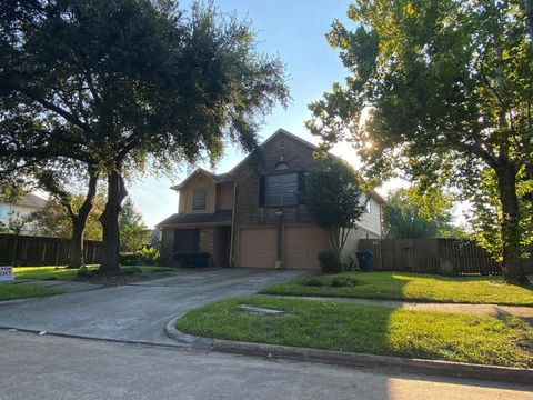 Photo of 8915 Weyburn Grove Drive, Houston, TX 77088 (MLS # 92041804) Photo of 8915 Weyburn Grove Drive, Houston, TX 77088 (MLS # 92041804)