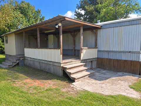 Photo of 1308 County Road 159, Alvin, TX 77511 (MLS # 79475009)