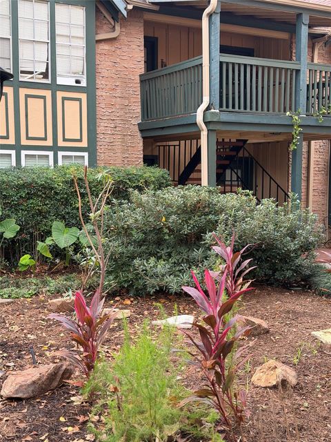 Photo of 8225 Kingsbrook Road #116, Houston, TX 77024 (MLS # 67954662)