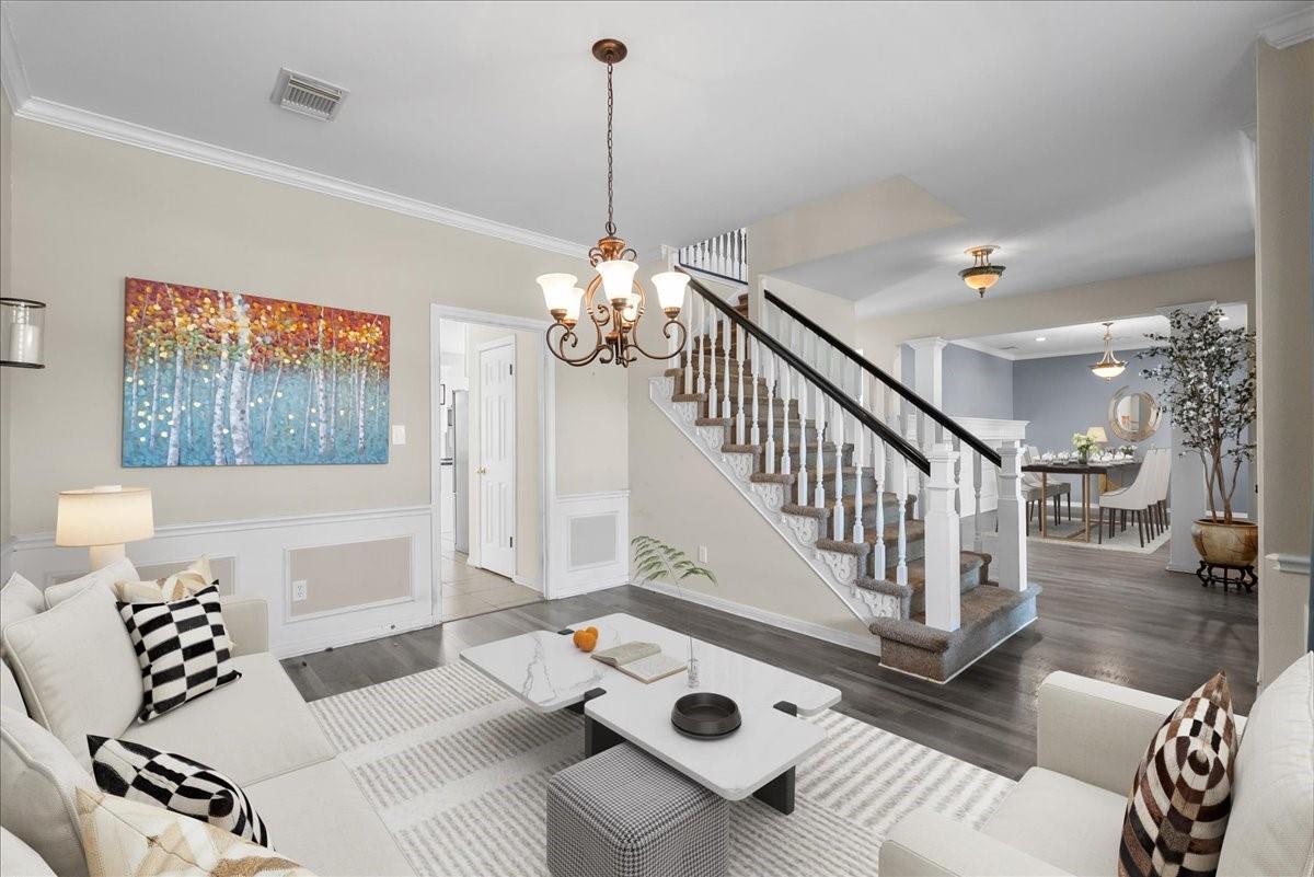 1802 Creekside Drive