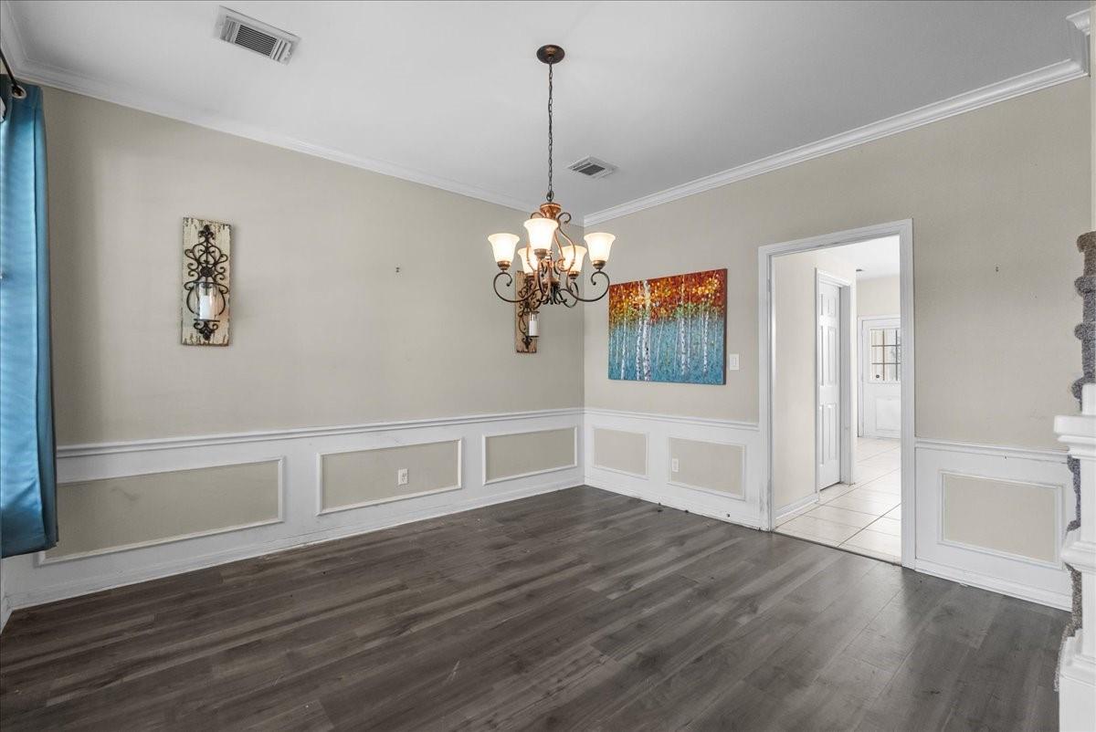 1802 Creekside Drive