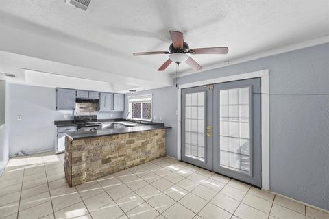 Tiny photo for 3218 Timberlark Drive, Houston, TX 77339 (MLS # 73058128)