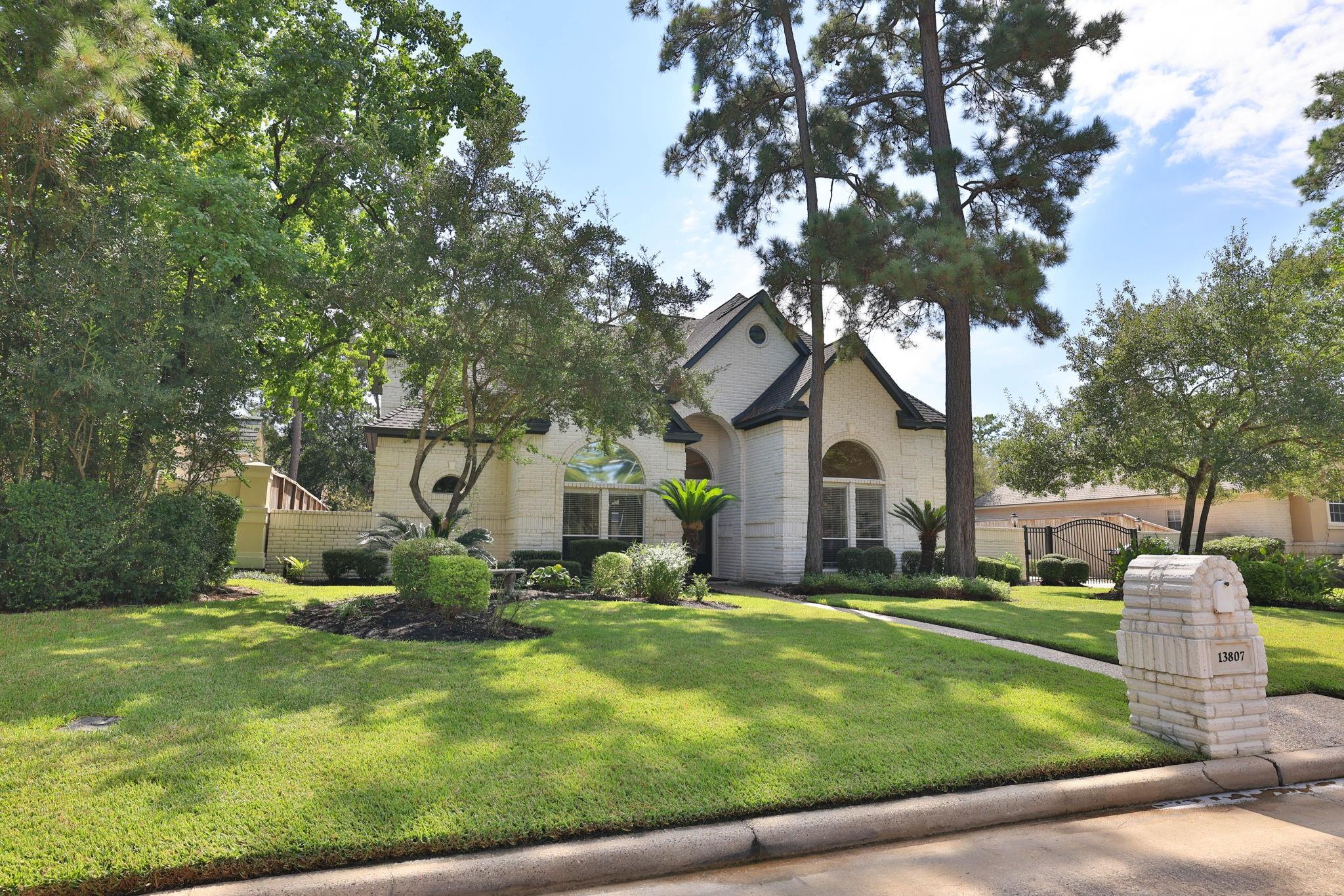 13807 Pegasus Road