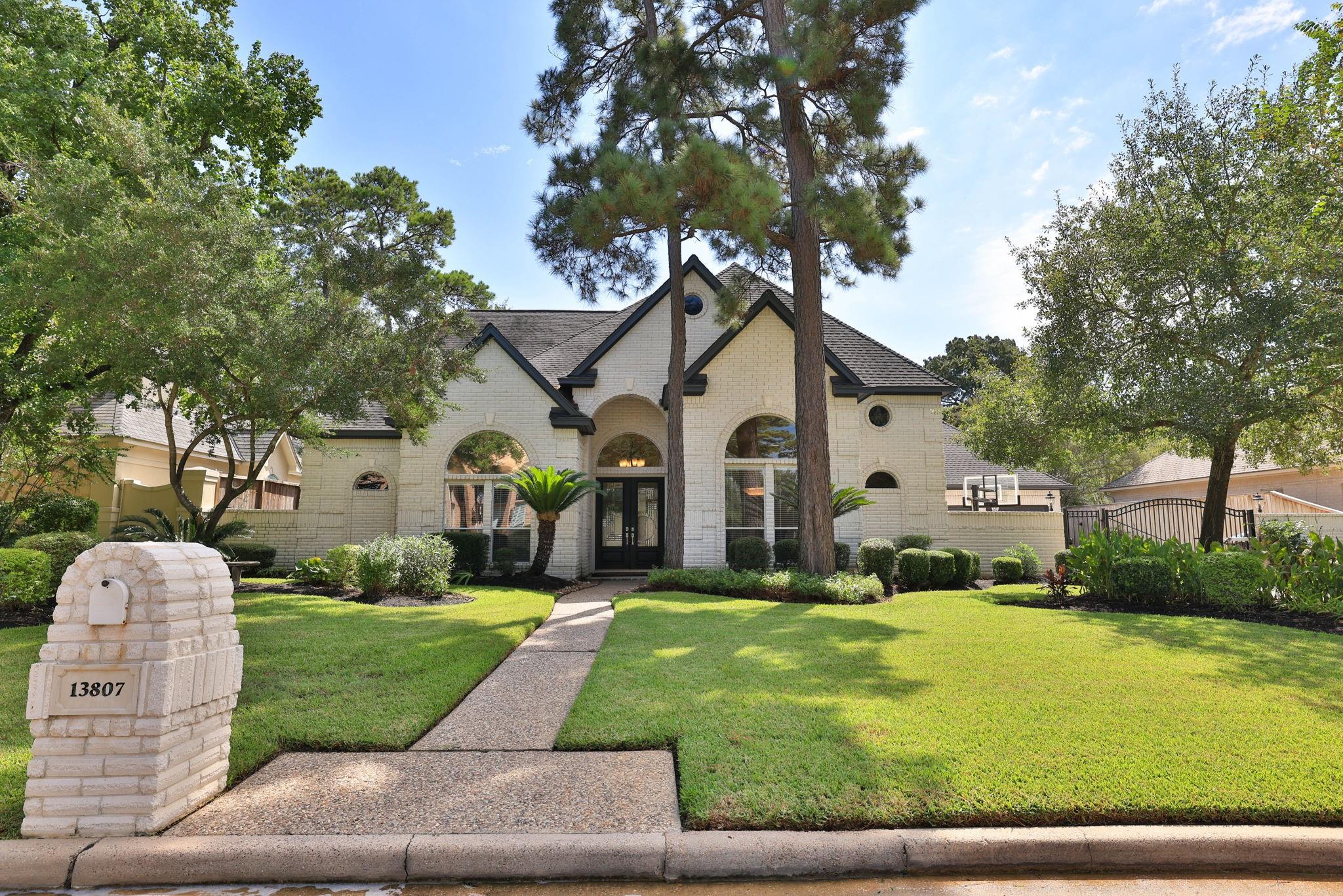 13807 Pegasus Road