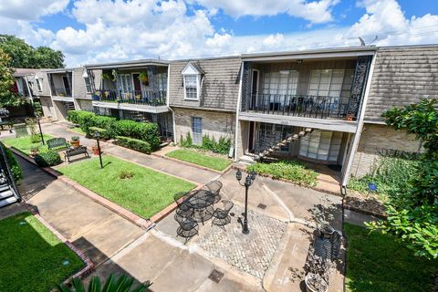 Photo of 2619 Marilee Lane #2, Houston, TX 77057 (MLS # 52805745)