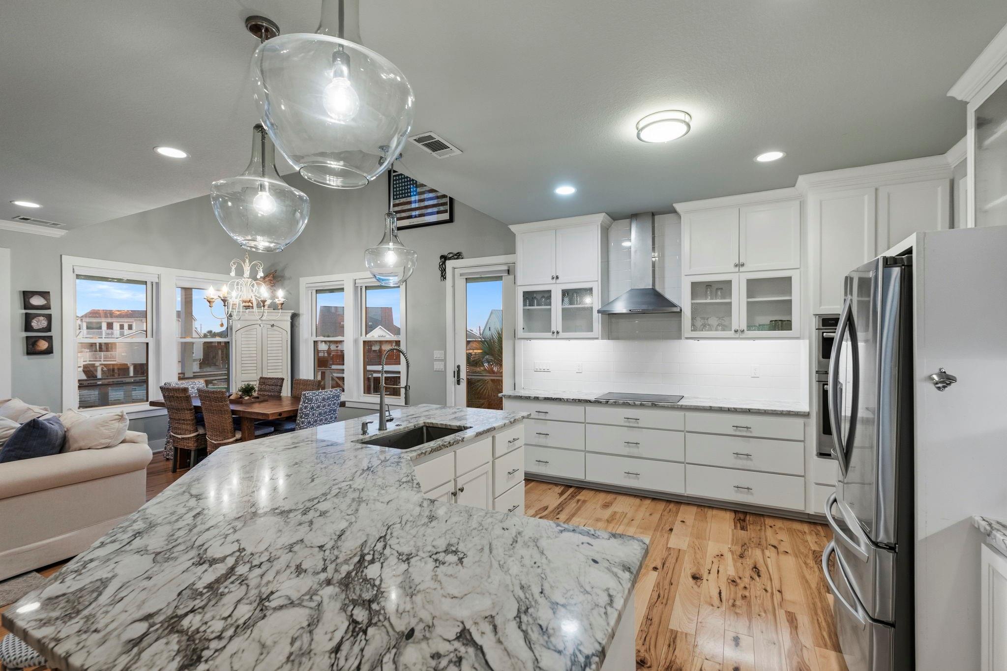 Galveston, Texas, 77554, United States, 3 Bedrooms Bedrooms, ,4 BathroomsBathrooms,Residential,Active,2032454