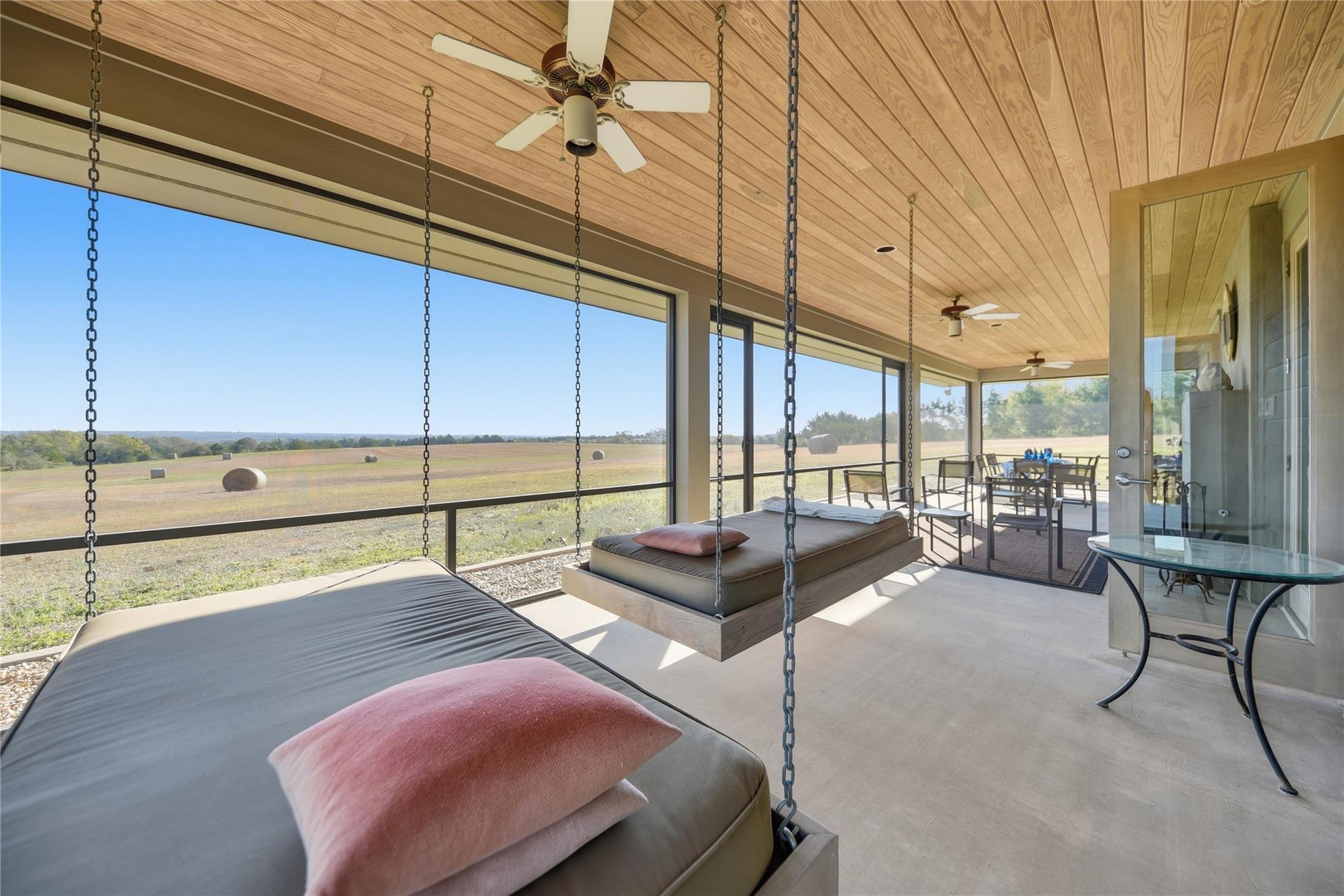 7850 Highway 159 W