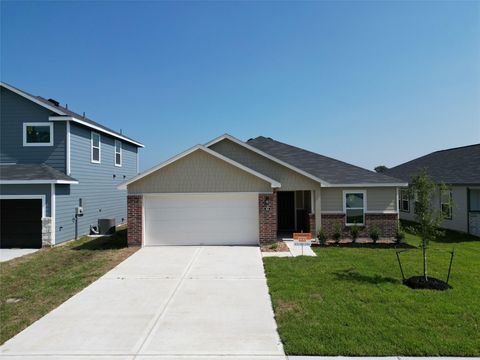 Photo of 500 Oak Chase Avenue, Dayton, TX 77535 (MLS # 36910958)