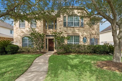 Photo of 415 Willow Pointe Drive, League City, TX 77573 (MLS # 72731294)