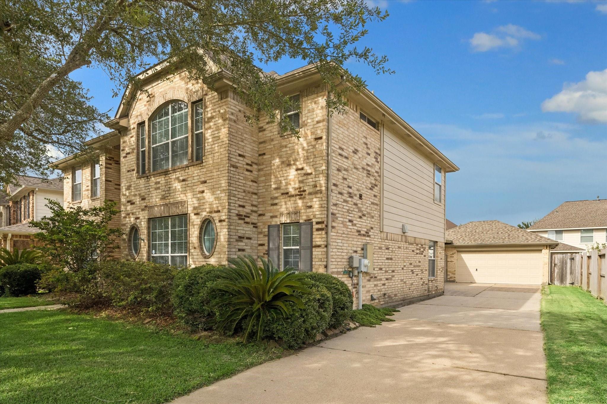 415 Willow Pointe Drive