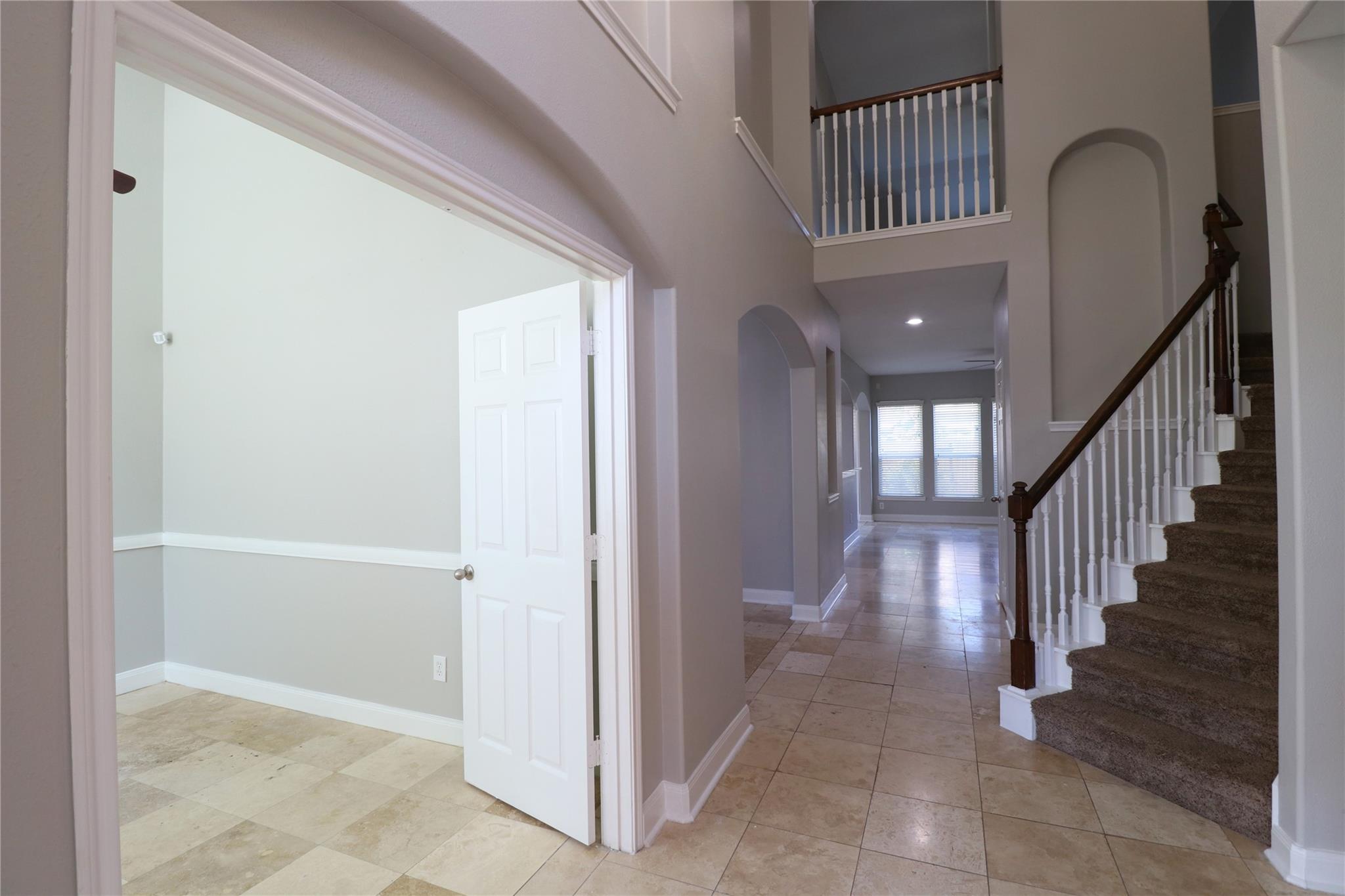 21802 Saragosa Pond Lane