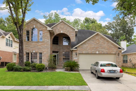 Photo of 18314 Otter Creek Trail, Humble, TX 77346 (MLS # 39066789)