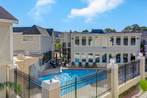 Photo of 14814 Perthshire Road #192, Houston, TX 77079 (MLS # 39164786)