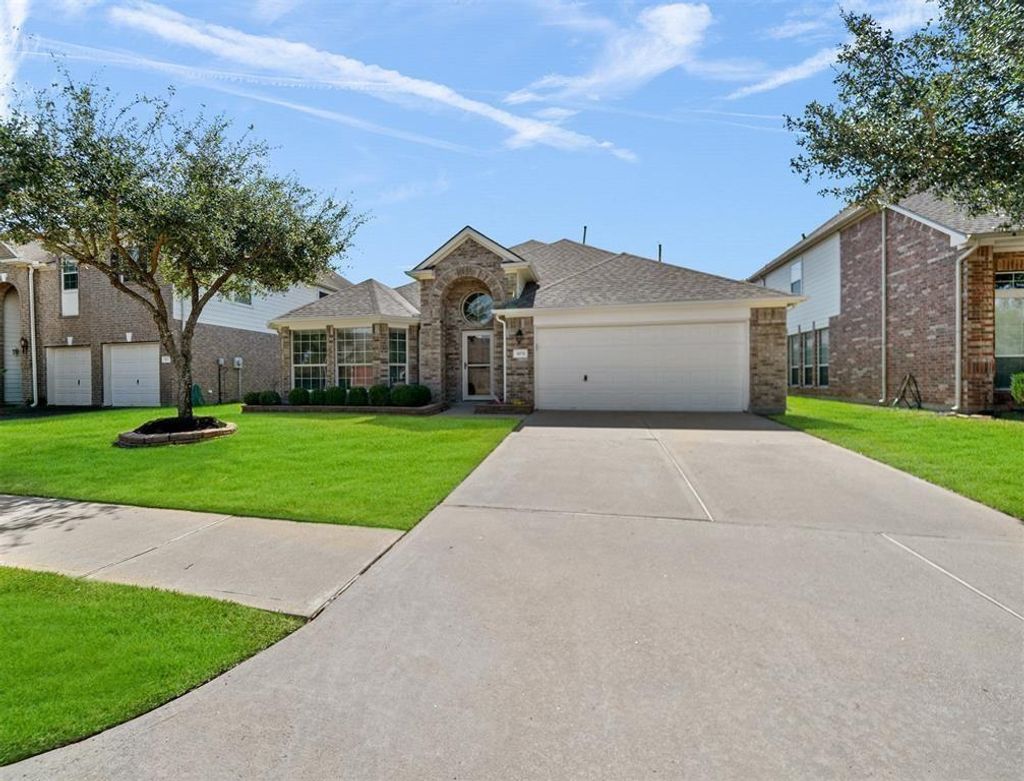 Photo of 19715 Youpon Leaf Way, Houston, TX 77084 (MLS # 42578270)