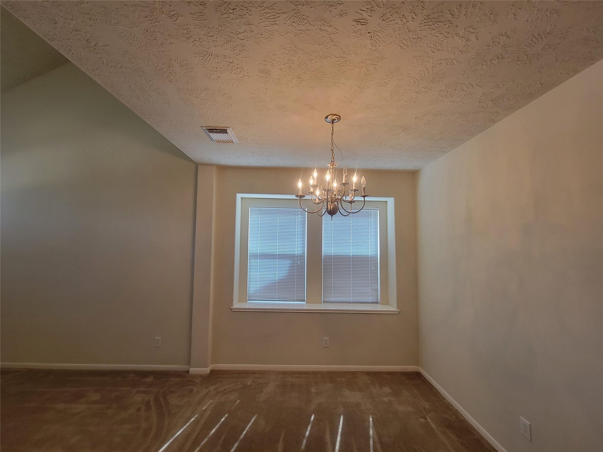 19207 Dillsbury Court