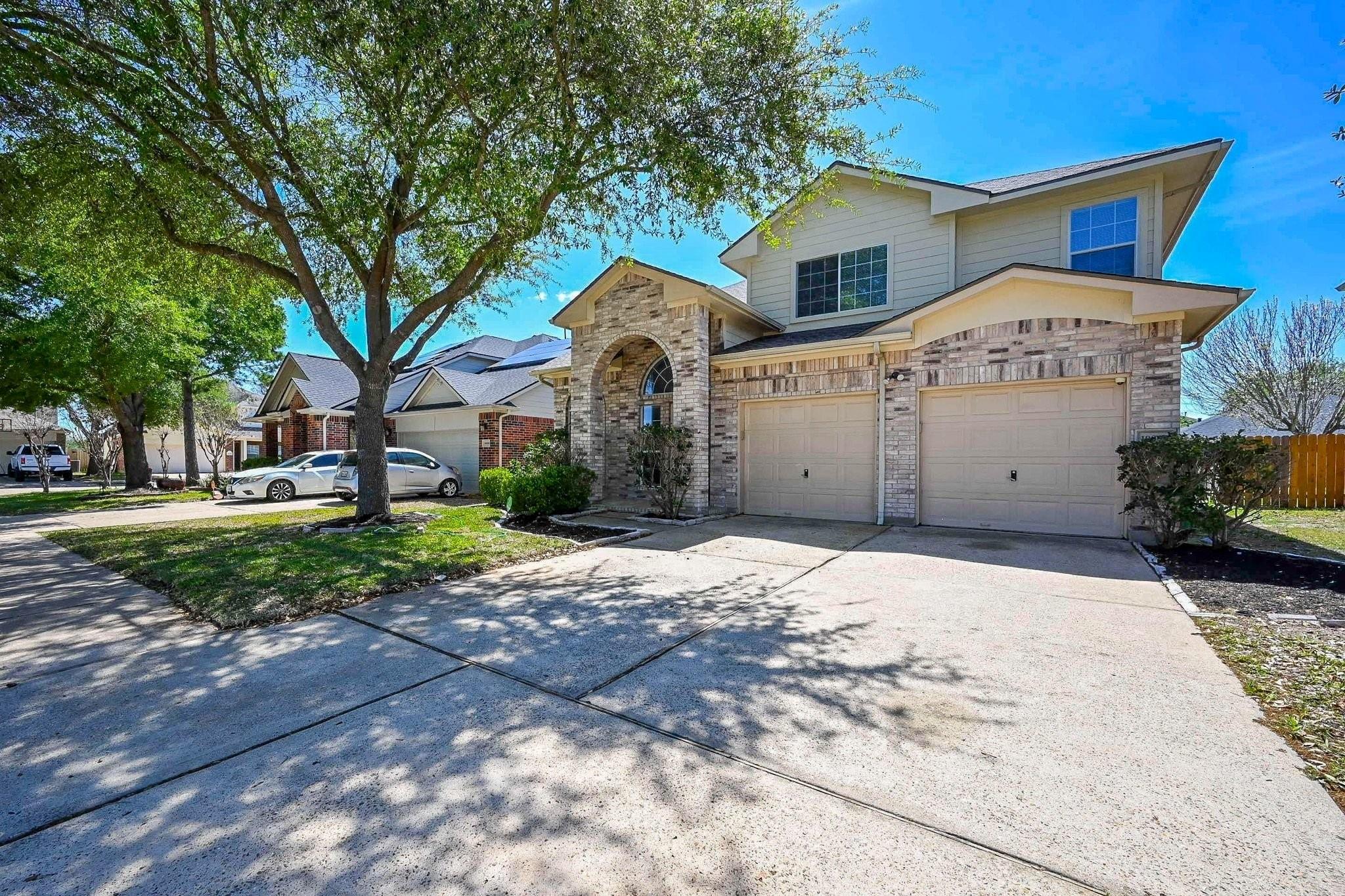 19207 Dillsbury Court