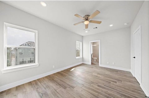 Photo of 232 W 28th Street #A, Houston, TX 77008 (MLS # 29957597)