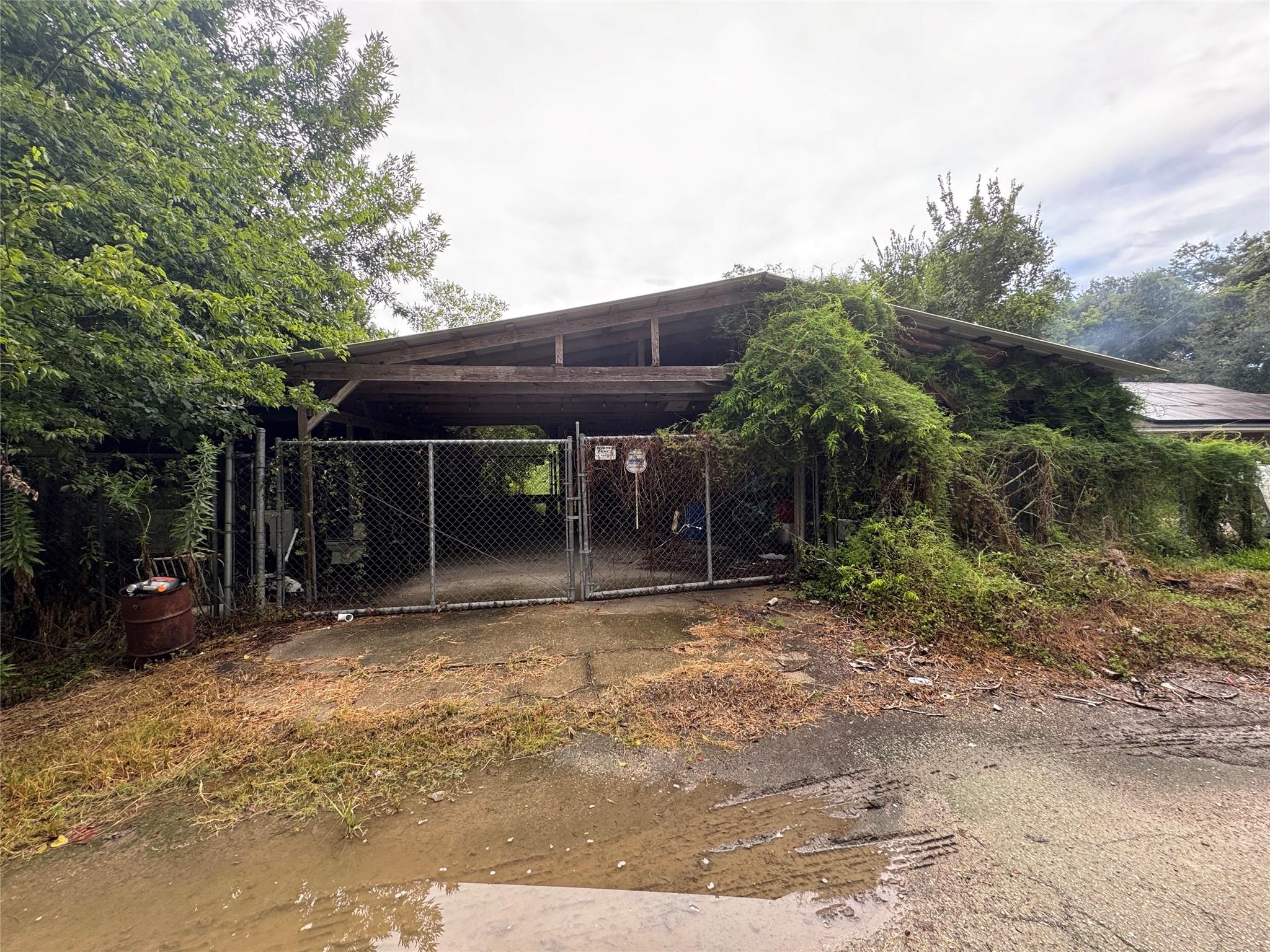 689 County Road 4019