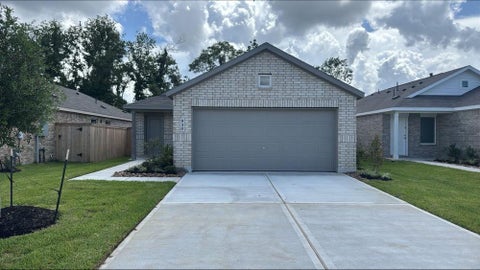 Homes For Sale - 930 Capracotta Drive<br/> Harris County, Huffman, TX 77336