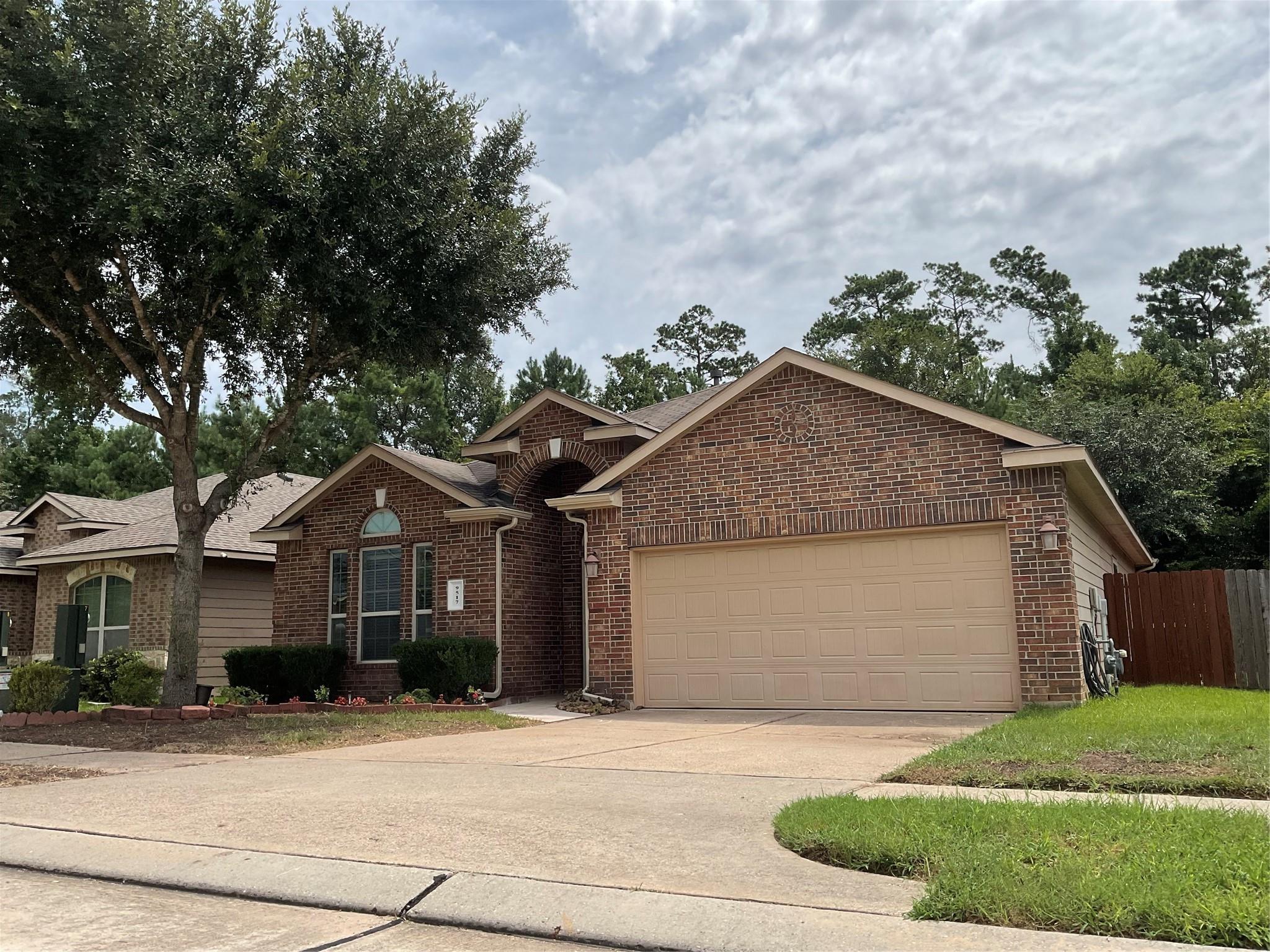 9517 E Woodmark