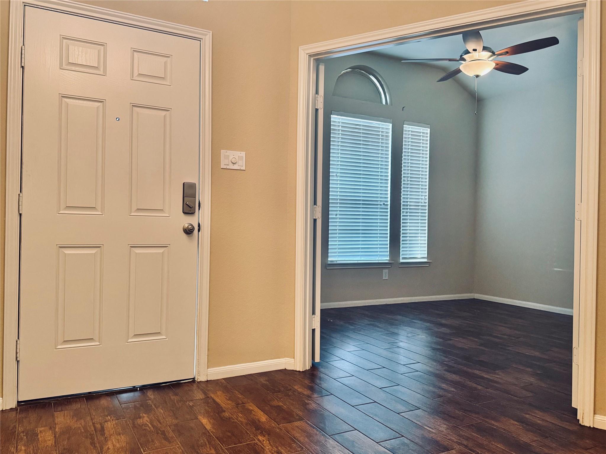 9517 E Woodmark