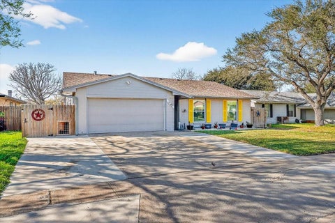 Photo of 1749 Dawn Breeze Drive, Corpus Christi, TX 78412 (MLS # 29626122)