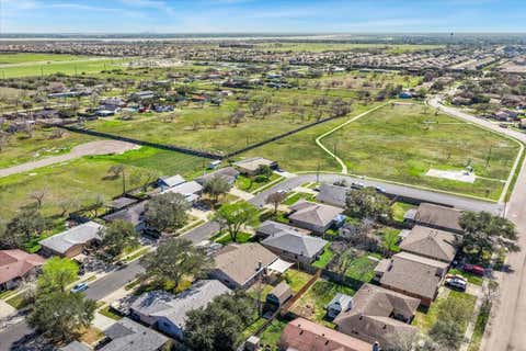 Tiny photo for 1749 Dawn Breeze Drive, Corpus Christi, TX 78412 (MLS # 29626122)