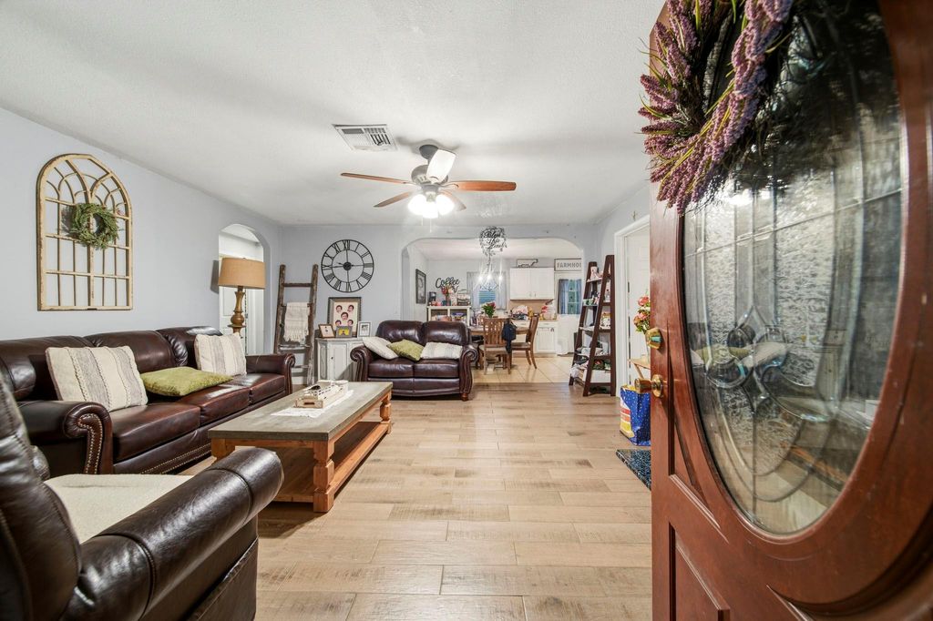 Photo of 731 Meneley Road, Winnie, TX 77665 (MLS # 42324836)