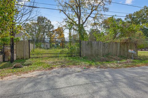 Tiny photo for 5002 Firnat Street, Houston, TX 77016 (MLS # 92291942)