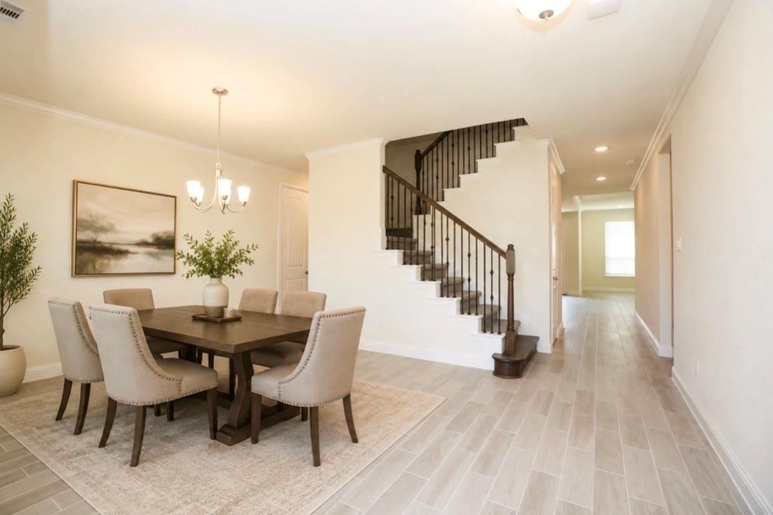 3642 Pasteur Lane