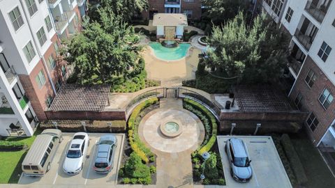 Photo of 5455 Richmond Street #3046, Houston, TX 77056 (MLS # 75626300)