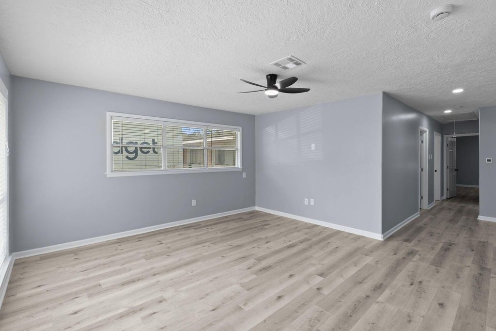 Photo of 2131 Counter Point Drive, Houston, TX 77055 (MLS # 81497179)
