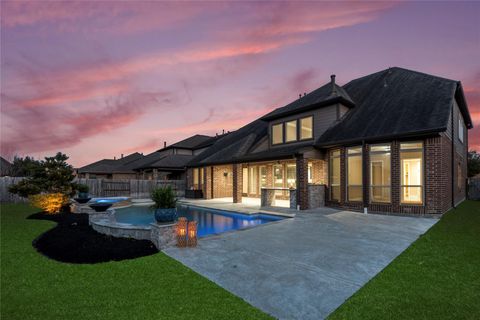 Homes For Sale - 10323 Millcreek Manor Lane<br/> Cypress, TX 77433