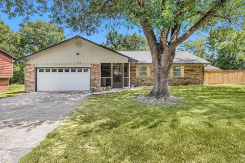 Apartment For Sale - 202 Twin Harbors Drive<br/> Polk County, Onalaska, TX 77360